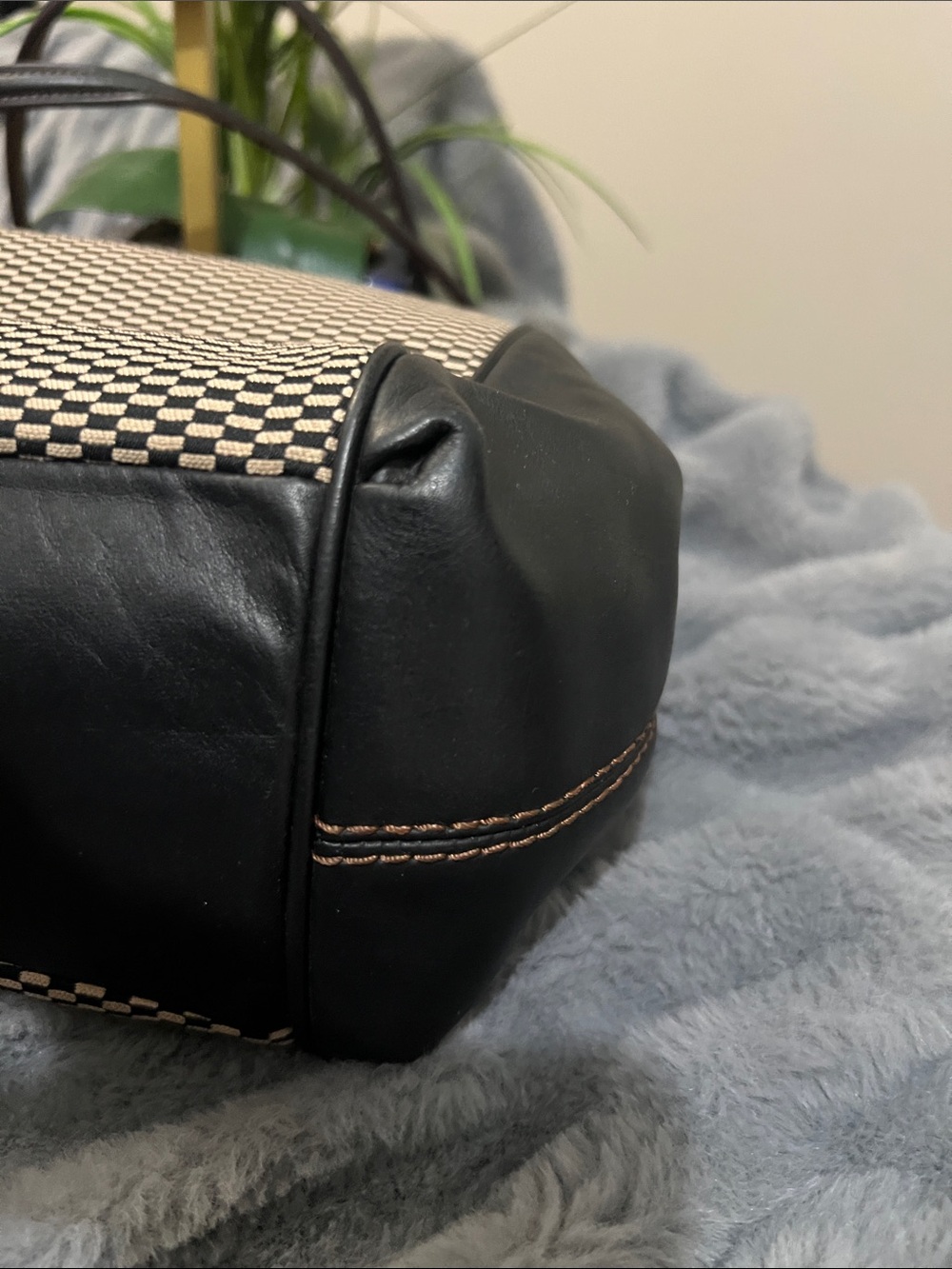 Coach Lexy Black & Tan Shoulder Bag EUC retail $349 - Picture 11 of 11